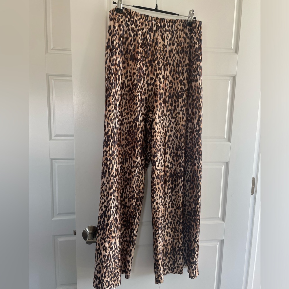 Women’s top shop wide leg leopard print pants